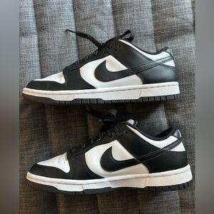 Women’s Nike Dunk Low - Panda. Size 8.5. Great condition